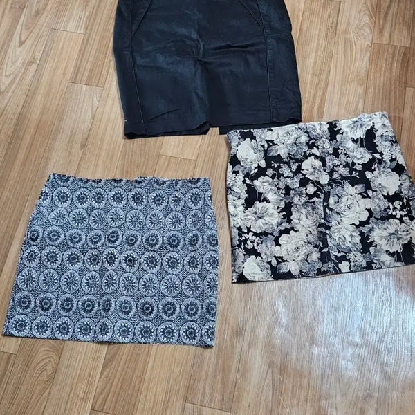 [BUNJANG] 3-Piece Skirt Set / 미니 스컷트