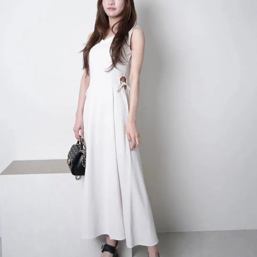 [BUNJANG] Lip Service Side Open Long One-Piece Dress / lipservice 립서비스 사이드 오픈 롱 원피스 스나계