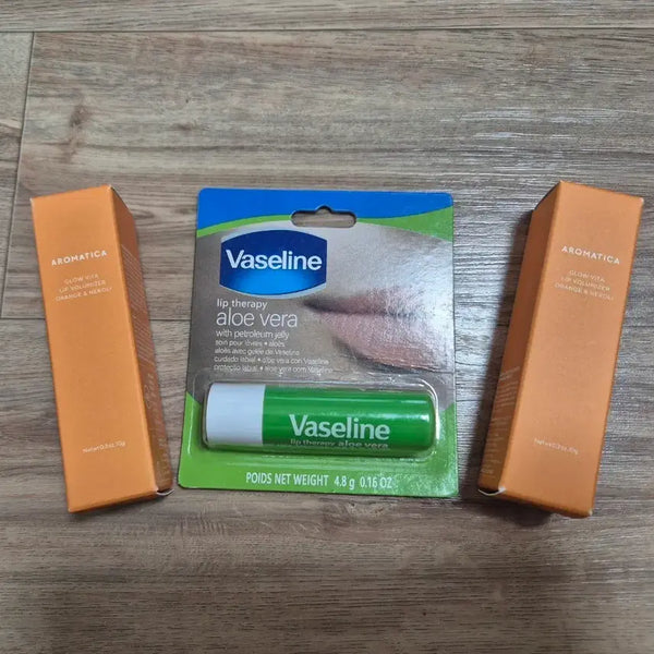 [BUNJANG] Vaseline Aloe Vera Lip Balm + AROMATICA Vita Lip Balm Set / (3개 일괄 9천원)바세린 립밤+아로마티카 비타립 같이