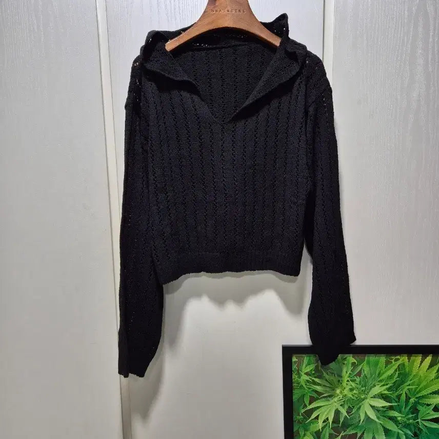 [BUNJANG] Black Cropped Knit Hoodie / (세일)(새상품)블랙 크롭 니트 후드티