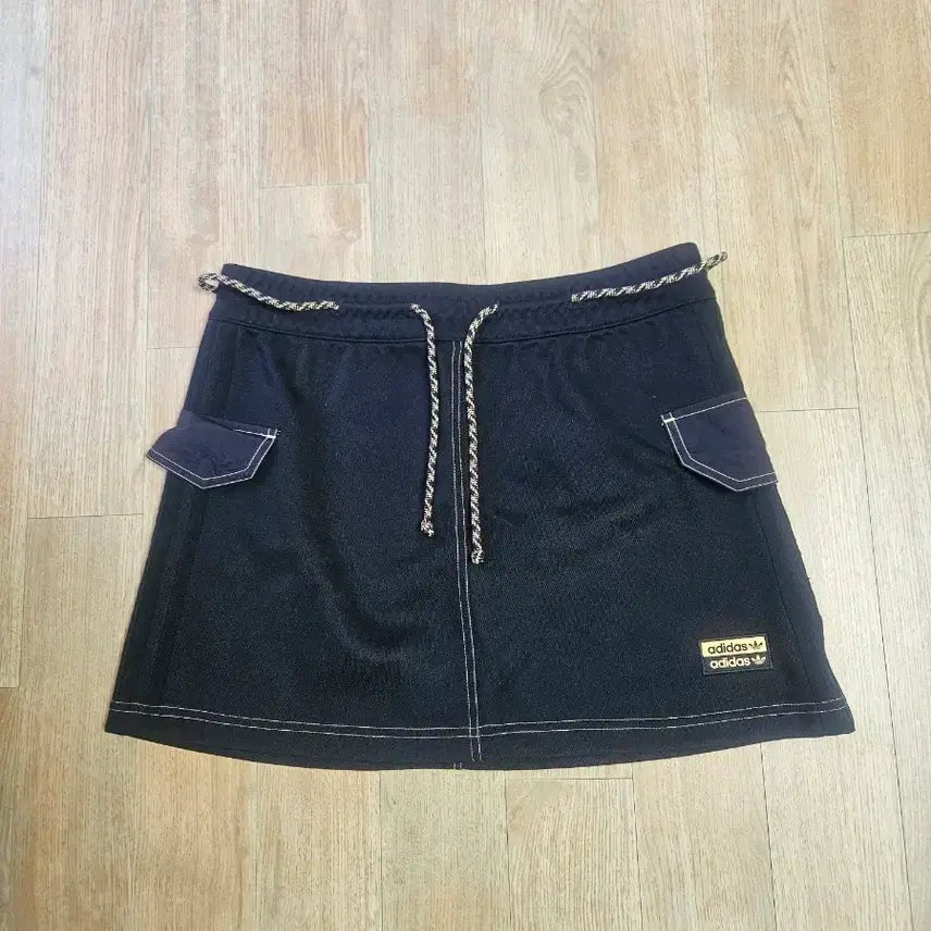 [BUNJANG] Adidas Limited Edition Pocket Skirt / 아디다스 포켓 스커트 한정판(새상품)