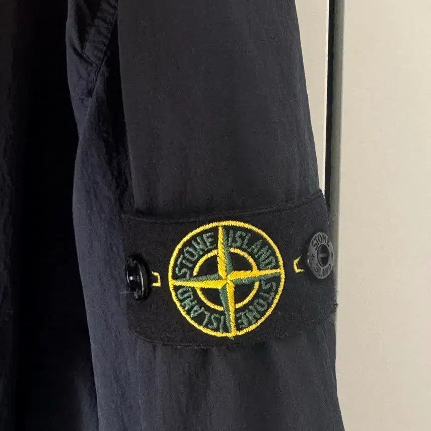 [BUNJANG] Stone Island Kids Windbreaker Size 14A / 스톤키즈바람막이