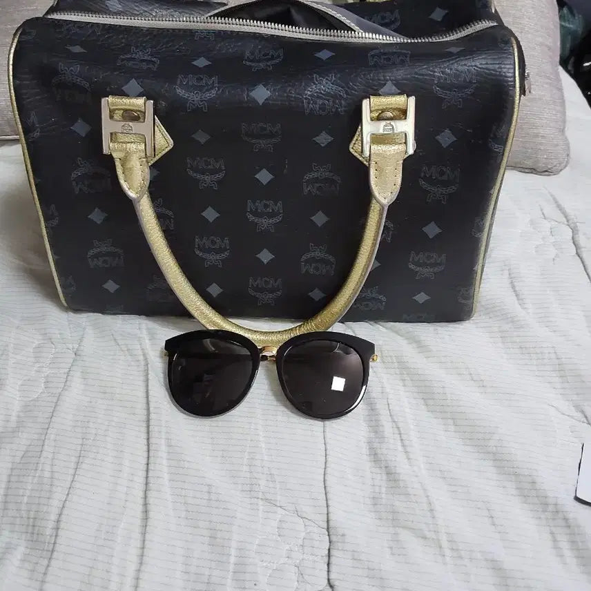 [BUNJANG] MCM Leather Shoulder Bag / 엠씨엠 가방