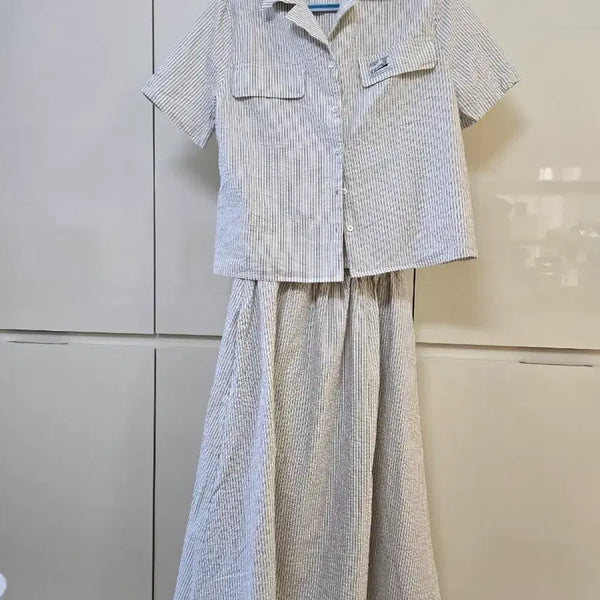 [BUNJANG] Striped Short Sleeve Shirt and Skirt Set / 스트라이프 반팔 셔츠 스커트 세트