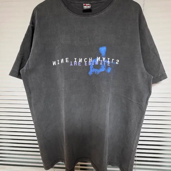 [BUNJANG] 90s Vintage Nine Inch Nails Fragile Band T-Shirt / 90년대 빈티지 Nine Inch Nails Fragile 록 밴드 레어