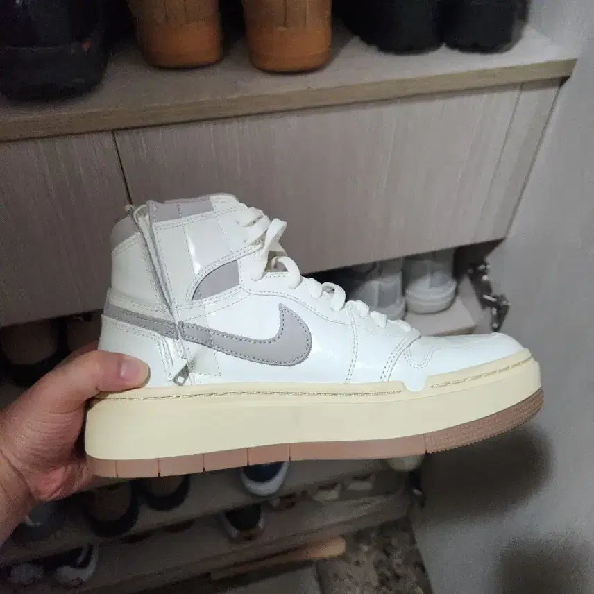 [BUNJANG] Nike Jordan 1 Elevate High Beige Women's US 8.5 / 나이키 조던1 엘리베이트하이 w255 베이지