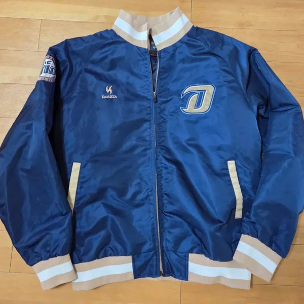 [BUNJANG] NC Dinos Kamista Authentic Spring/Autumn Jacket Size 110 / NC 다이노스 카미스타 어센틱 춘추 자켓 110사이즈