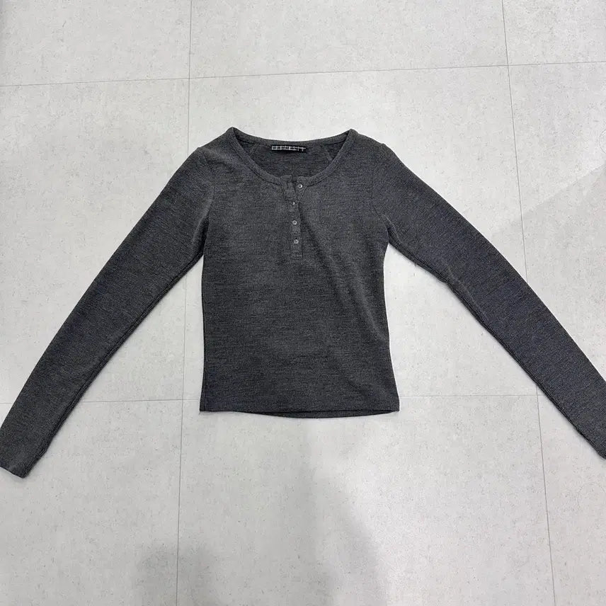 [BUNJANG] Bohemian Seoul Bottle Long Sleeve T-Shirt Charcoal / 보헤미안서울 버틀 롱슬리브 차콜 (새상품)