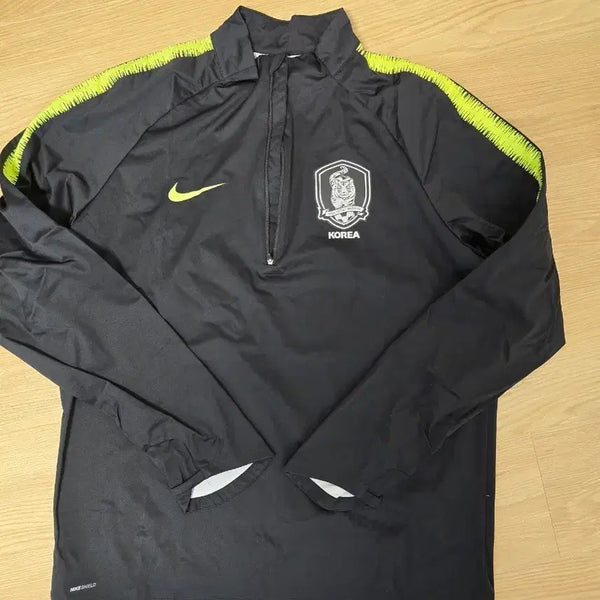 [BUNJANG] Nike Korea National Football Team Training Shell Top / 나이키 대한민국 축구대표팀 트레이닝 국대 쉘탑 상의
