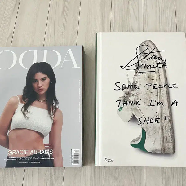 [BUNJANG] Stan Smith Art Book & ODDA Magazine (Gracie Abrams Cover) / 스탠스미스 아트북, ODDA 해외 잡지 (그레이시 에이브럼스)