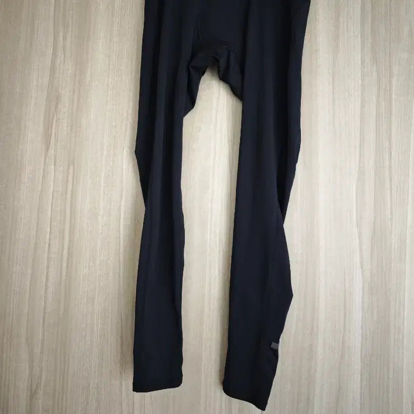 [BUNJANG] Uniqlo Men's AIRism Sport Tights L / 유니클로 남자 에어리즘 스포츠타이즈 L 자전거팬츠