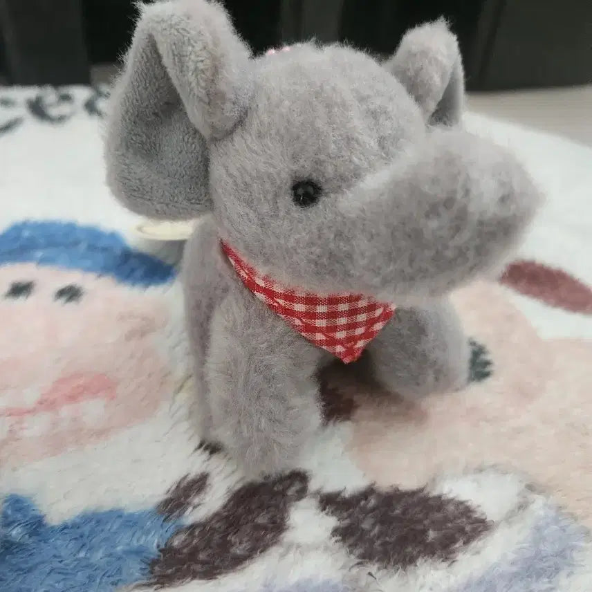 [BUNJANG] Taebang Elephant Charm Keychain (Small) / 태방이키링(소)