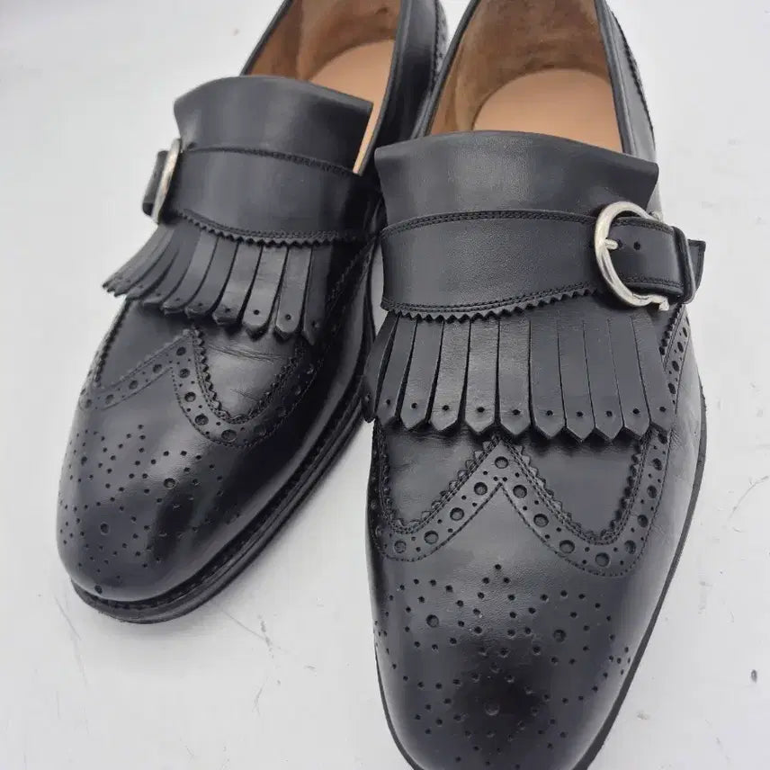 [BUNJANG] Salvatore Ferragamo Black Tassel Loafers / 페라가모 블랙 태슬 장식 남성 로퍼
