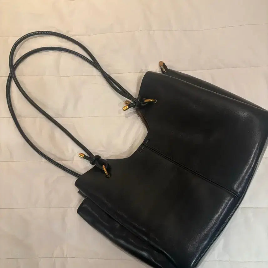 [BUNJANG] Black Leather Tote Bag / 블랙 레더 토트백 숄더가방 민트급 팝니다