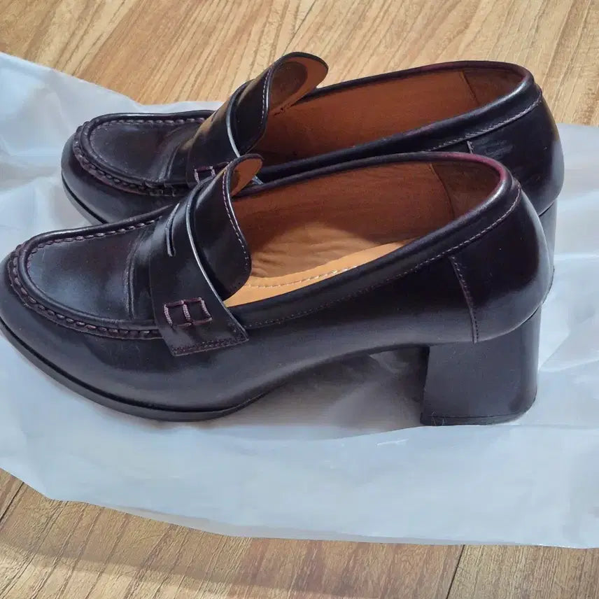 [BUNJANG] Kuern Mosco Heellofer Wine 240 / 쿠에른 모스코 힐로퍼 와인 240