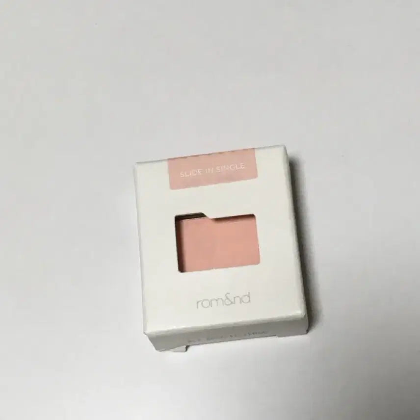 [BUNJANG] Rom&nd Slide In Single Shadow Pale Peony / (새상품) 롬앤 슬라이드 인 싱글 섀도우 페일 피오니