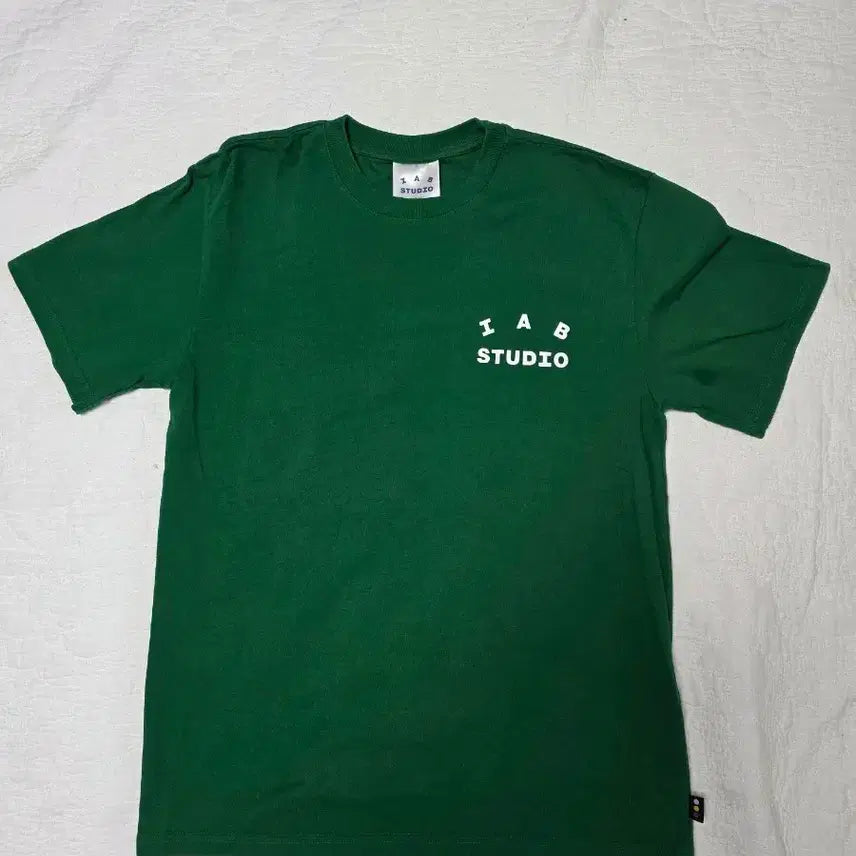 [BUNJANG] IAB Studio Green Short Sleeve T-Shirt / [M] 아이앱스튜디오 티셔츠 그린
