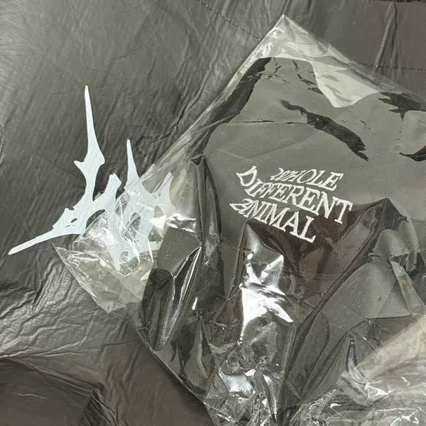 [BUNJANG] Aespa WDA Special Gift Hat & Tarpaulin Bag Bundle / 에스파 WDA 역조공 모자 타포린백 포함