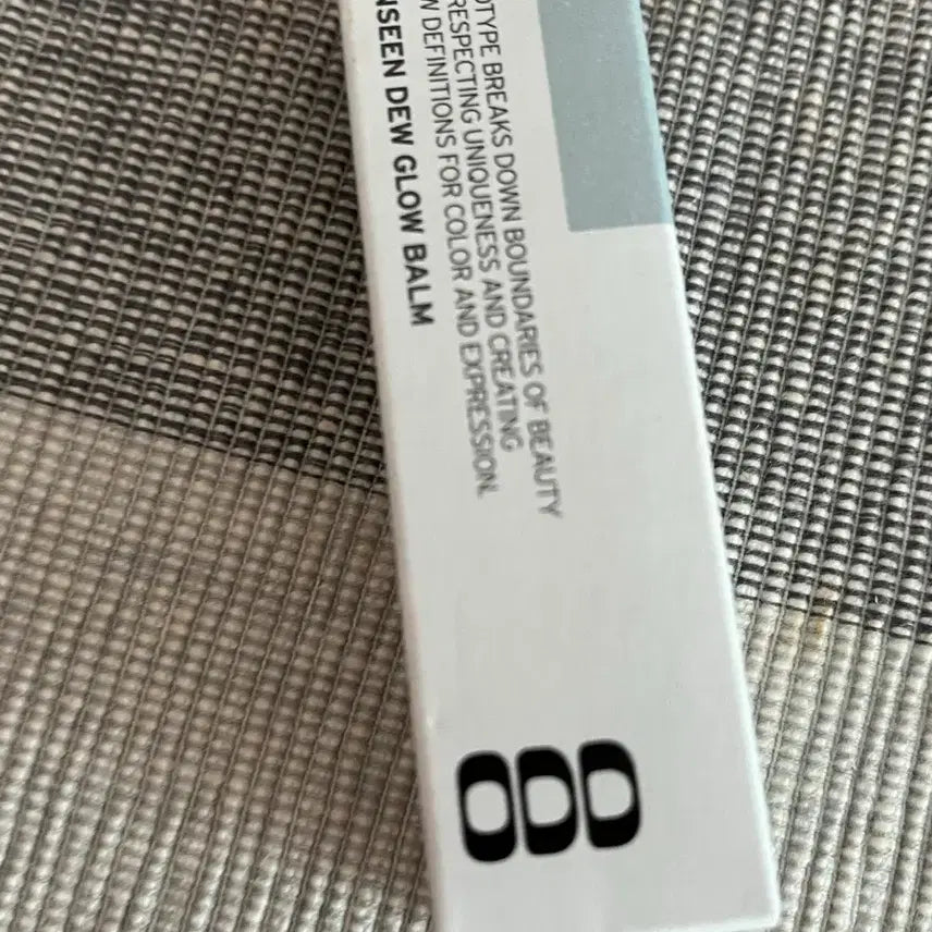 [BUNJANG] OddType Unseen Dew Glow Balm (243BETTER) / 오드타입 언씬 듀 글로우 밤 나은 243BETTER 새제품