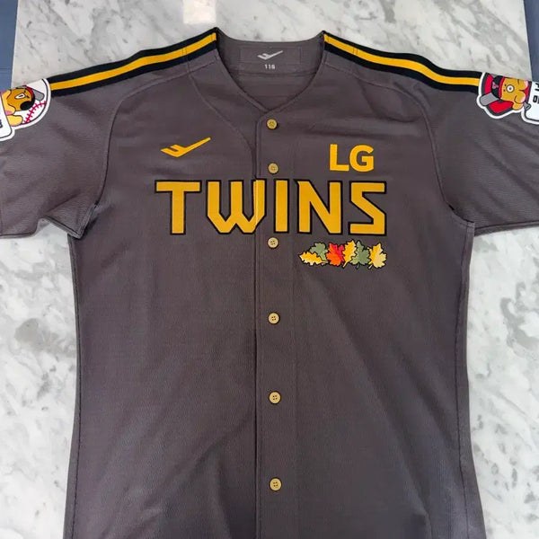 [BUNJANG] LG Twins Jung Woo-young Fall Uniform / 엘지트윈스 무너 가을 유니폼 (정우영)