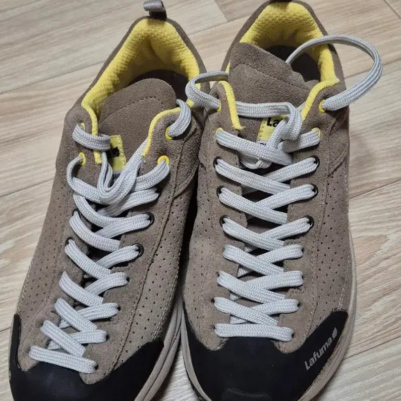 [BUNJANG] Lafuma Tracking Shoes (Size 240) / 라퓨마 트래킹화 판매합니다 (사이즈 240 )