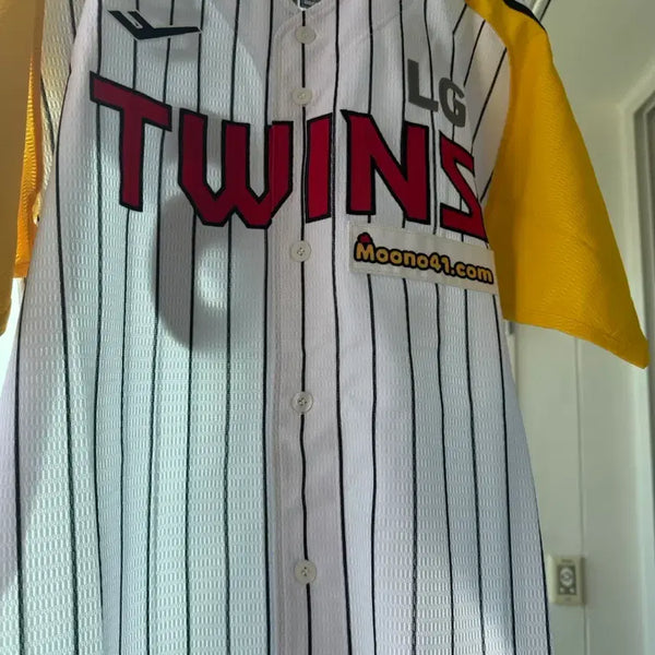 [BUNJANG] LG Twins Bae Jae-jun Player-Issued 2023 Munner Uniform / 엘지 트윈스 배재준 선수 지급용 2023 무너 유니폼