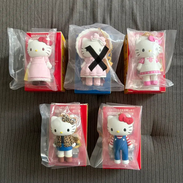 [BUNJANG] Sanrio Hello Kitty 50th Anniversary Mascot Keychain Tokyo Exhibition / (새상품) 헬로키티 50주년 마스코트 도쿄전시회 키링
