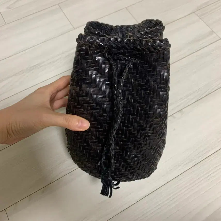 [BUNJANG] Dragon Pompom Bag Black / 드래곤 폼폼백 블랙