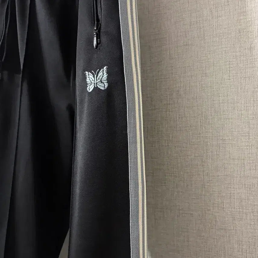 [BUNJANG] Needles Narrow Track Pants M / 니들스 트랙팬츠 M