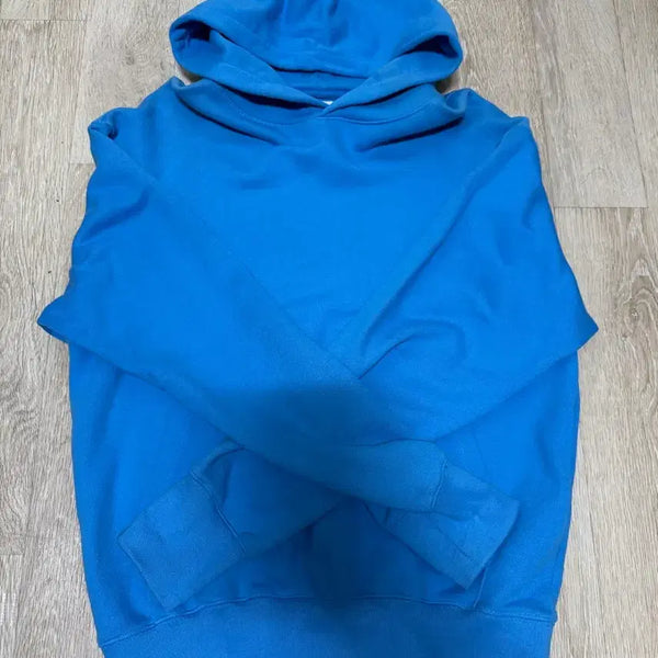 [BUNJANG] Intempo Mood Some Hole Hoodie Sky Blue / 인템포무드 썸홀 후드티
