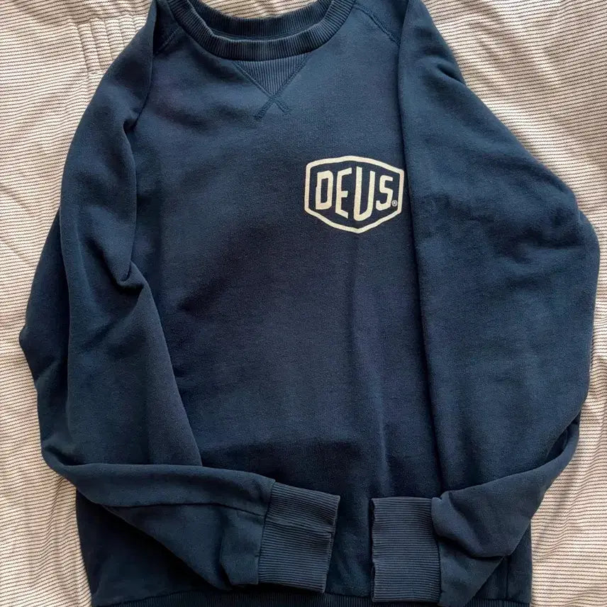 [BUNJANG] Deus Ex Machina Navy Venice Sweatshirt / 데우스 네이비 베니스 맨투맨