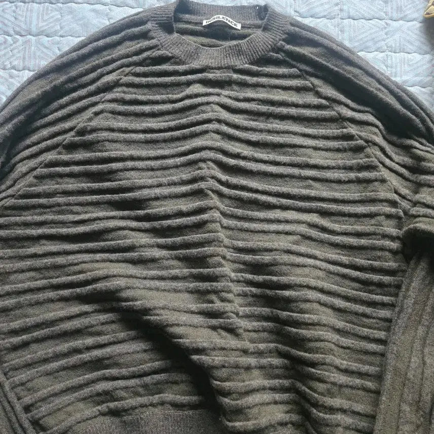 [BUNJANG] Insilence Knit / 인사일런스 니트