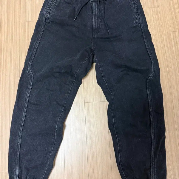 [BUNJANG] Juun.J Yohji Yamamoto x Yoo Ah-in Black Denim Jogger Pants (Size 46) / 준지 유아인 조거 흑청 팬츠(46)