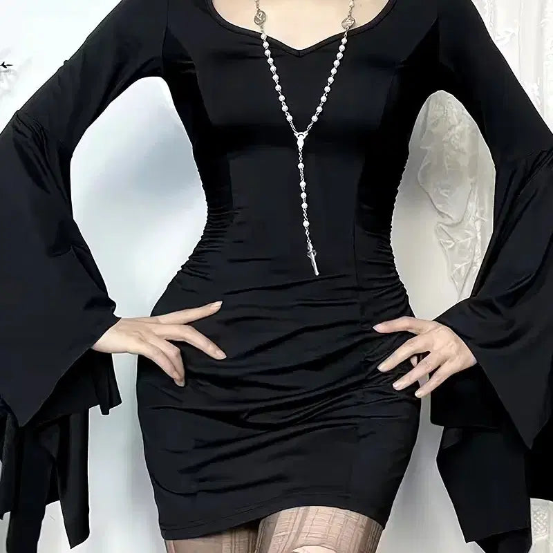 [BUNJANG] Goth Bat Wing Sleeve Dress / (현물) 고스룩 박쥐 원피스