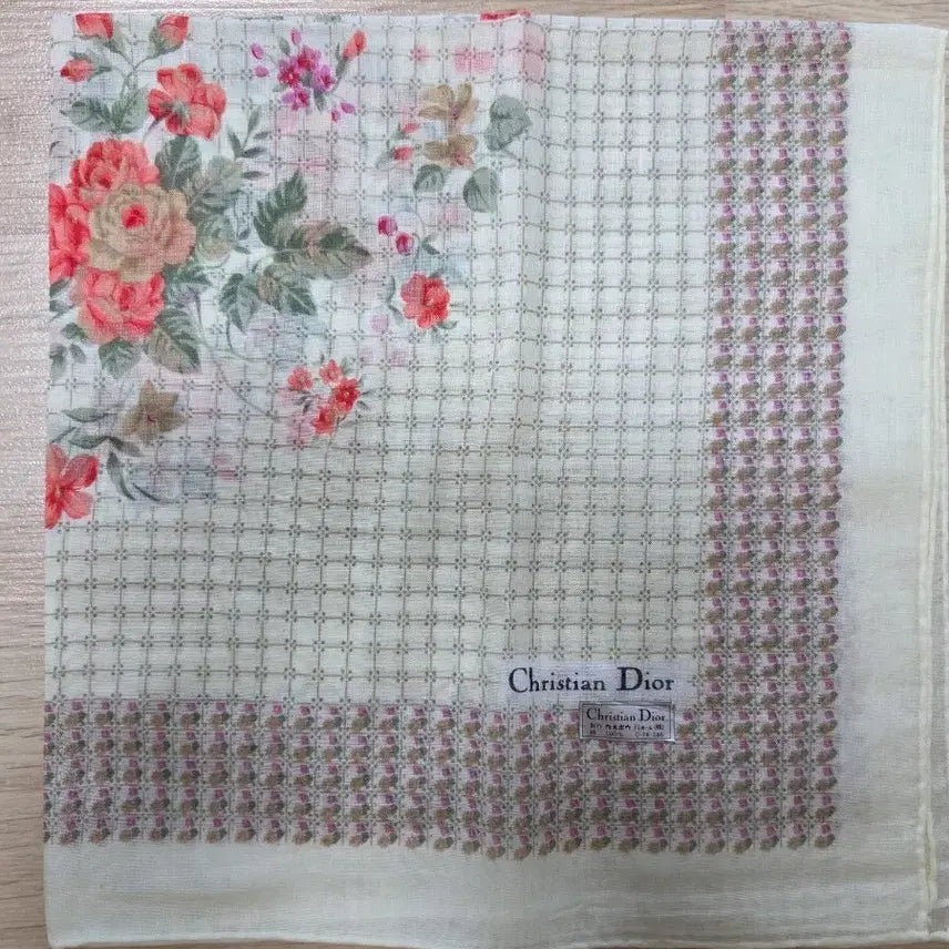 [BUNJANG] Christian Dior Flower Pattern Handkerchief / 일본 크리스찬 디올 플라워 패턴 손수건