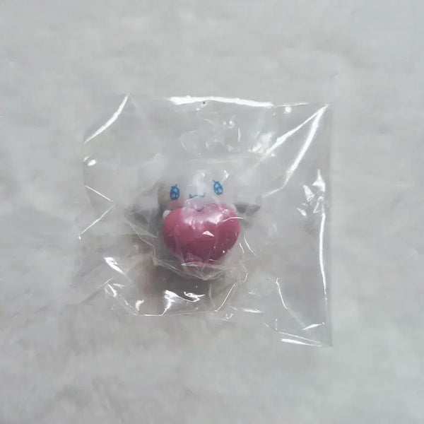 [BUNJANG] Cinnamoroll Heart Mini Figure / 시나모롤 하트 피규어(미니)