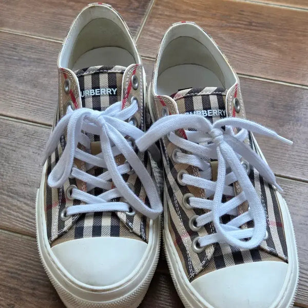 [BUNJANG] Burberry Signature Check Pattern Sneakers / 버버리 스니커즈 신발