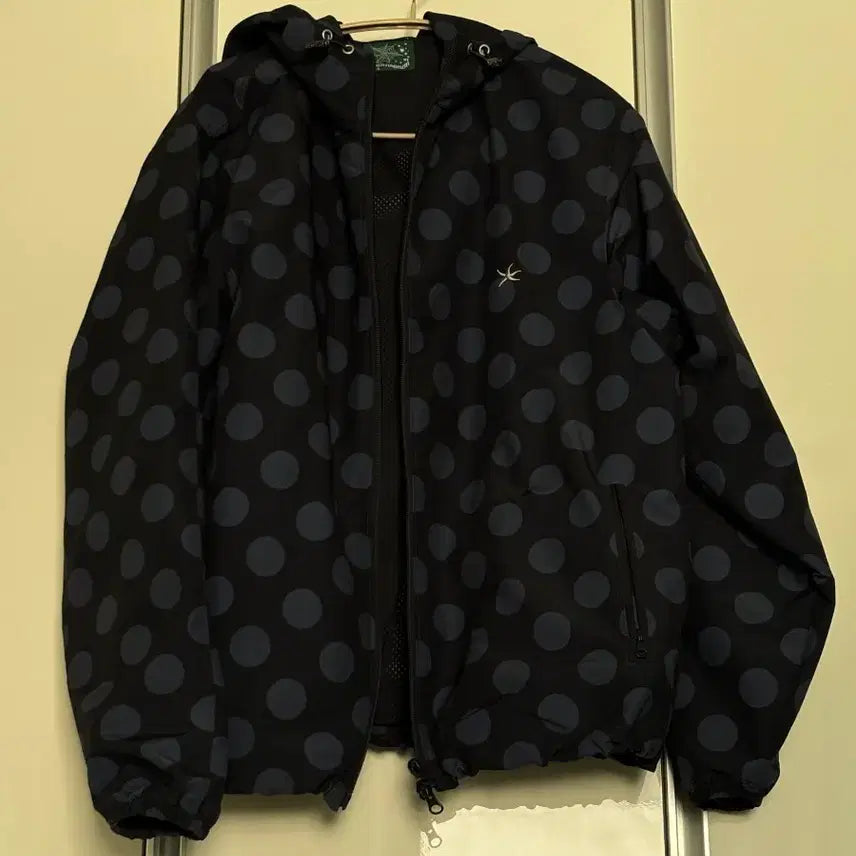 [BUNJANG] TCM The Coldest Moment Dot Windstopper Jacket S / TCM 더콜디스트모먼트 도트 윈드스토퍼 S