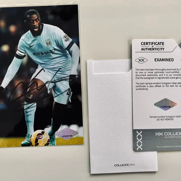 [BUNJANG] Manchester City Yaya Touré Signed Framed Photo (Certificate of Authenticity) / 맨시티 야야 투레 친필 싸인 액자 (인증서)
