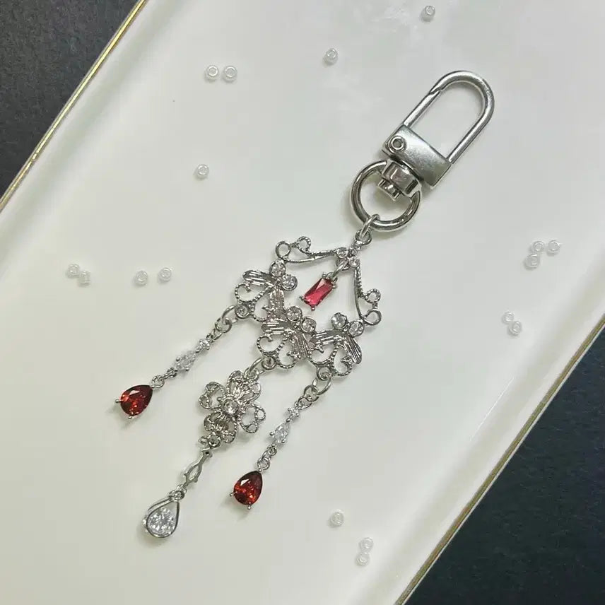 [BUNJANG] Ruby Garden Chandelier Handmade Keyring / [핸드메이드/수공예] 루비 가든 샹들리에 키링