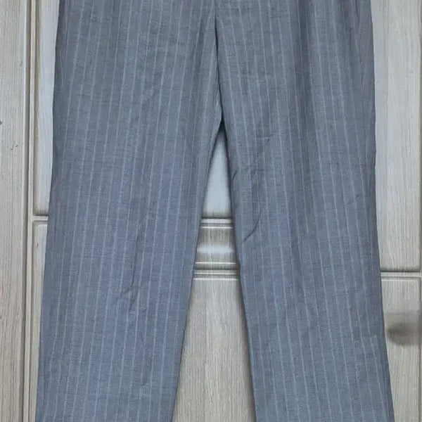 [BUNJANG] Vivienne Westwood Pinstripe Slacks (Women's) / (정품)비비안웨스트우드 핀스트라이프 슬랙스 (여성))38