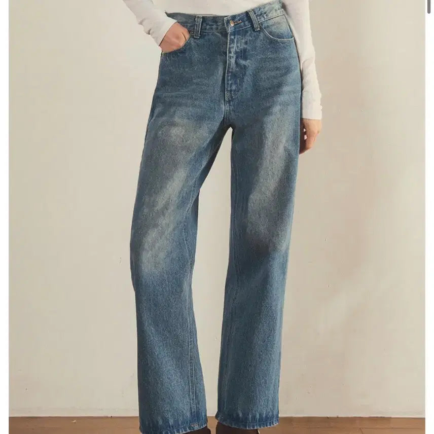 [BUNJANG] Our Nostalgia Sandwashing Straight Denim Jeans (Small) / 새상품 아우어노스텔지아 샌드워싱 스트레이트 데님 청바지 스몰 s 정가7만