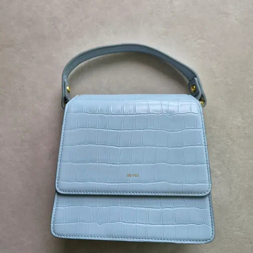 [BUNJANG] JW PEI Croco Flap Mini Tote Bag / JW PEI 하늘색 크로커 플랩백 토트백 미니 가방