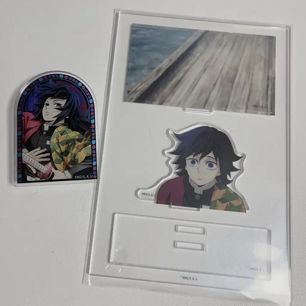 [BUNJANG] Demon Slayer: Kimetsu no Yaiba Tomioka Giyu Acrylic Stand & Clamp Badge Bundle Set / 일괄) 귀멸의 칼날 토미오카 아크릴 스탠드 집게 뱃지 미니 디오라마