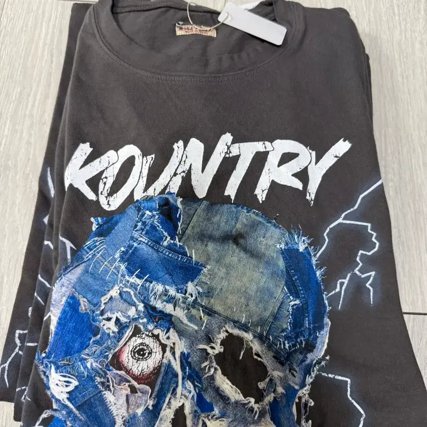 [BUNJANG] Kapital Country Boroh Face Short Sleeve T-Shirt / (M,L,XL)캐피탈 컨트리 보로 페이스 반팔티