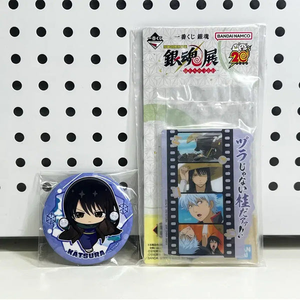[BUNJANG] Gintama Katsura Sanrio Collaboration Badge & Acrylic Stand Bundle Set / 급처)은혼 카츠라 산리오 콜라보 뱃지 제일복원 아크릴 스탠드 일괄