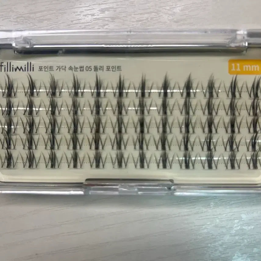 [BUNJANG] Fillimilli Dolly Point False Eyelashes 11mm 05 / (글루도 같이 드려요)필리밀리 포인트 속눈썹 11mm 05 돌리 포인트