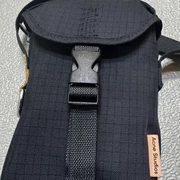 [BUNJANG] Acne Studios Ripstop Mini Pouch Bag Black / 아크네 스튜디오 립스탑 미니 파우치백 블랙