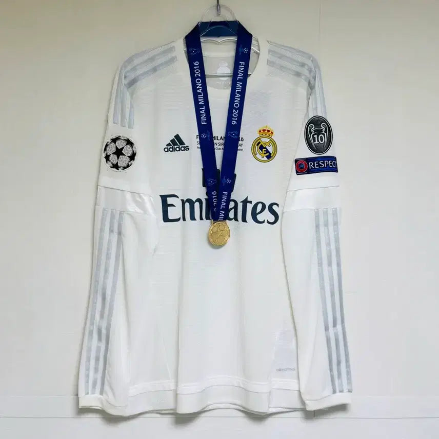 [BUNJANG] Real Madrid 2015-2016 Home Long Sleeve Sergio Ramos Jersey / 15-16 레알마드리드 홈 긴팔 세르히오 라모스 택체상품