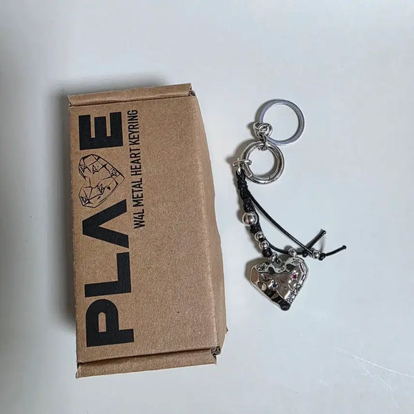 [BUNJANG] PLAVE We Love Metal Heart Keyring / 플레이브 웨포럽 메탈하트 키링